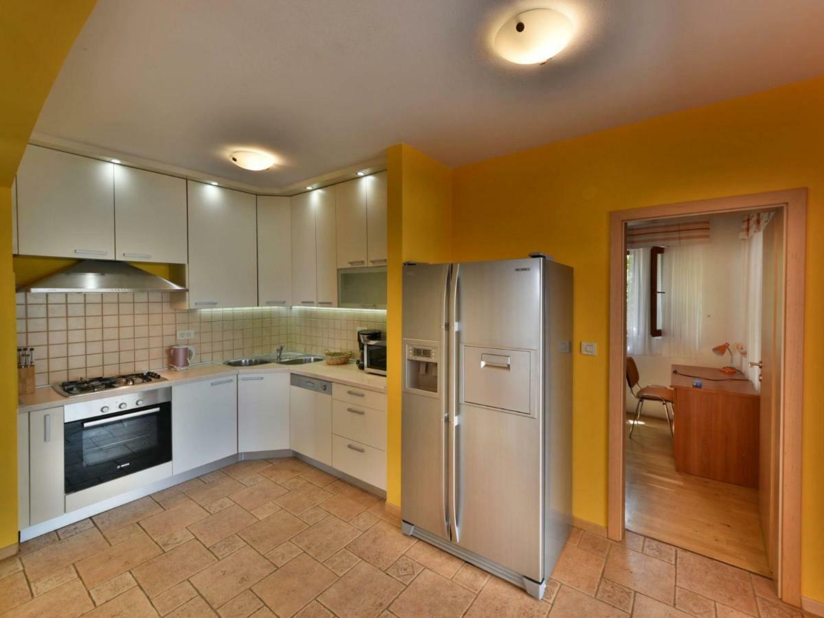 דיקלו Villa Yellow House By Interhome מראה חיצוני תמונה