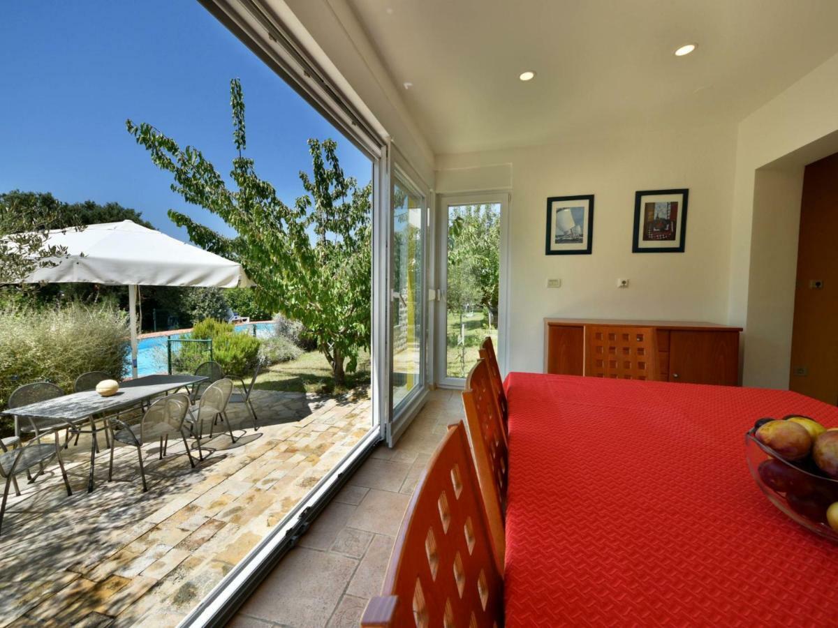 דיקלו Villa Yellow House By Interhome מראה חיצוני תמונה